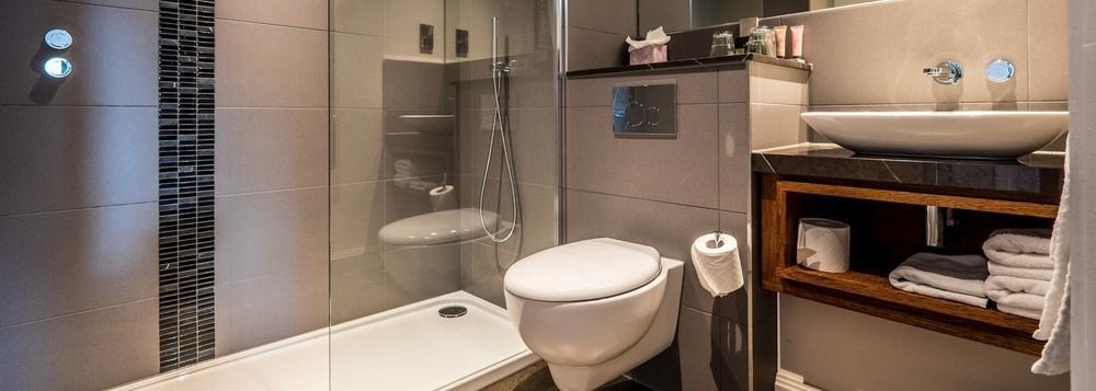 The Alexander Pope Hotel Туикънам Екстериор снимка